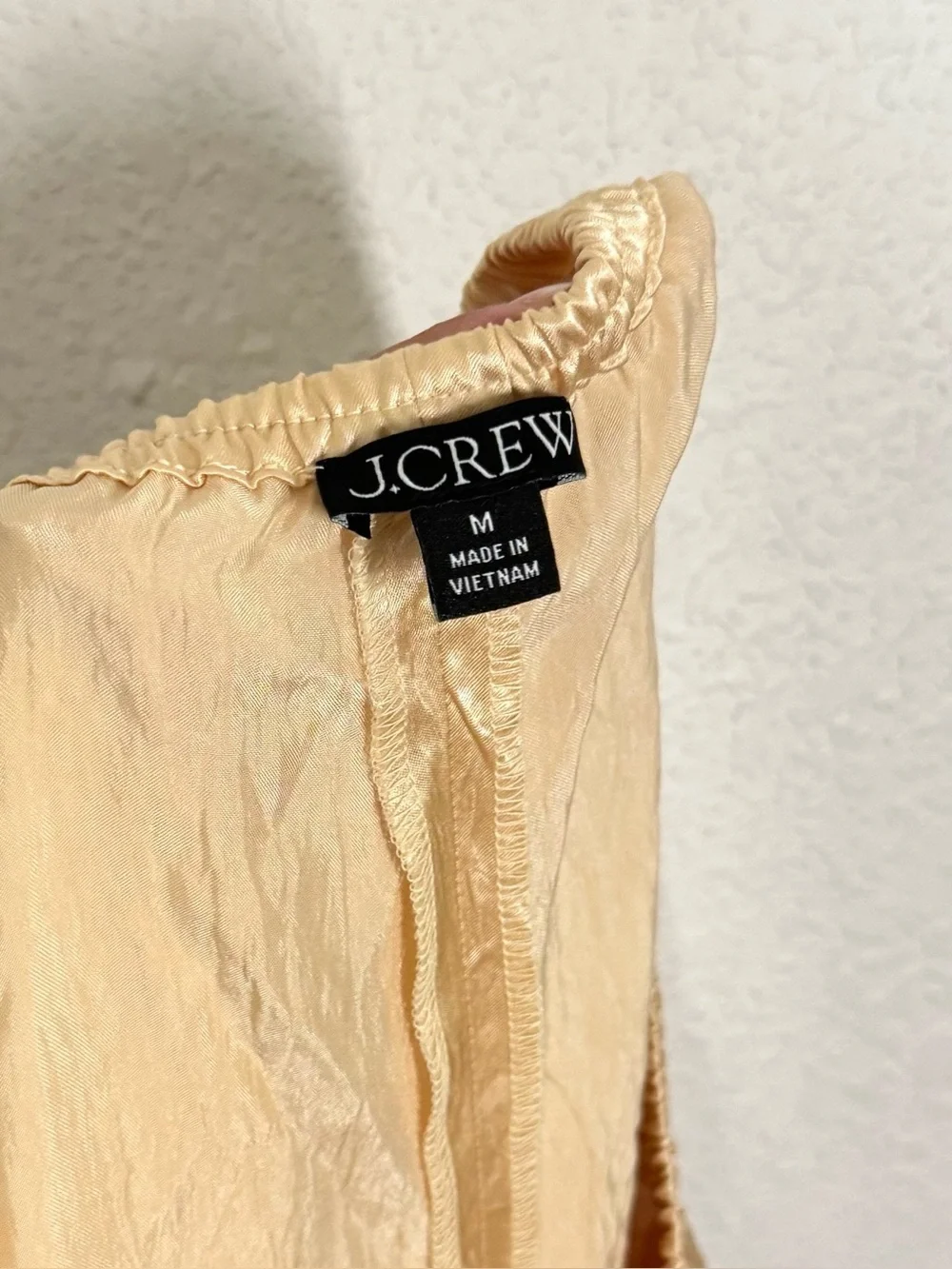 J. Crew Cosmo Cropped pant in Textured Satin Wide Leg Pant Sweet Meringue Medium